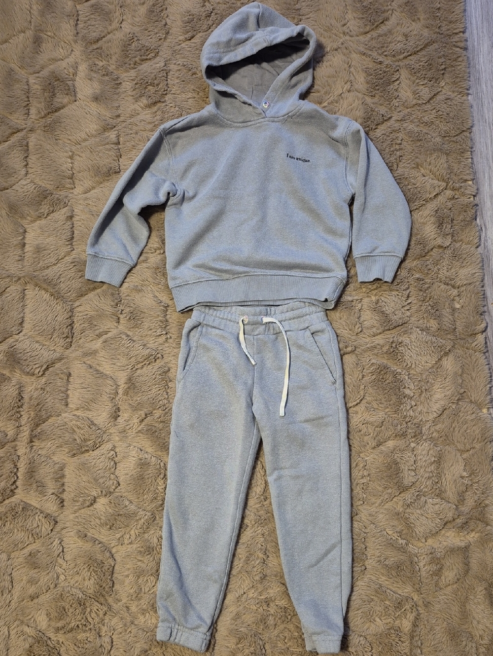 Fabletics Kids Sweat Suit Size 4/5T
